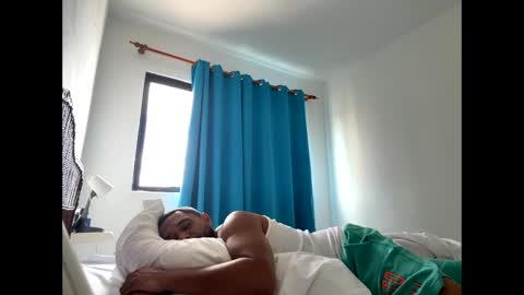 Snapshot of gucci4u2 chatting on March 25, 3:07 pm gucci4u2 online show from March 25, 3:07 pm