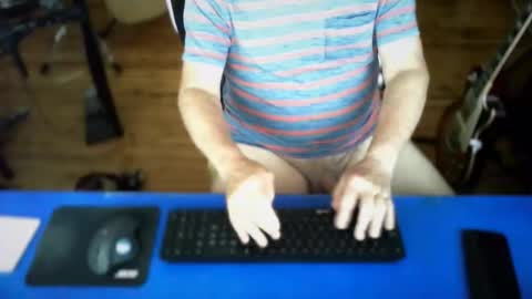 guesswhatigot2 online show from April 19, 6:46 am