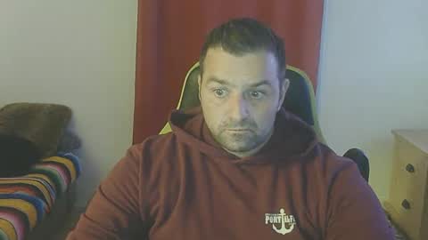Snapshot of guillaume666286050 chatting on September 12, 11:26 pm guillaume666286050 online show from September 12, 11:26 pm