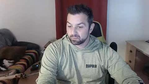Snapshot of guillaume666286050 chatting on September 21, 6:26 am guillaume666286050 online show from September 21, 6:26 am