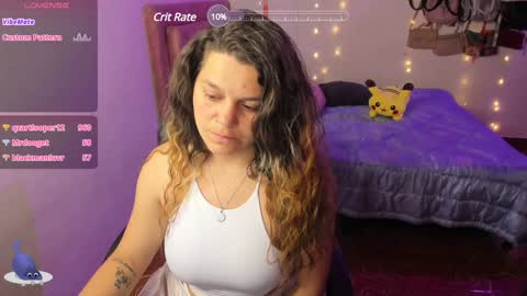 Snapshot of guinivere_blake chatting on February 2, 6:10 pm Hello Im Julieta Im 25 years old welcome to my room have fun and be happy. online show from February 2, 6:10 pm