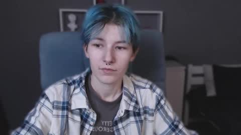 guitarandangell online show from October 23, 9:52 am