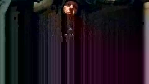 Snapshot of guitarbryman48 chatting on December 23, 5:49 am guitarbryman48 online show from December 23, 5:49 am