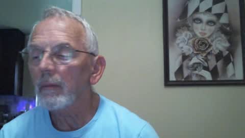 Roy online show from December 24, 2:12 pm