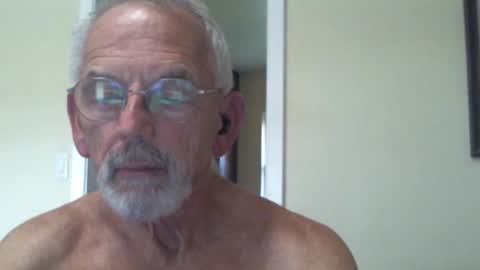 Roy online show from December 29, 9:30 pm