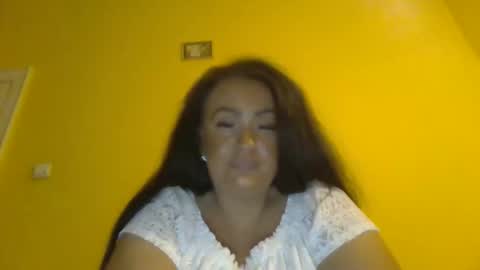 Snapshot of gulianaa chatting on June 1, 8:43 pm Gulianaa online show from June 1, 8:43 pm