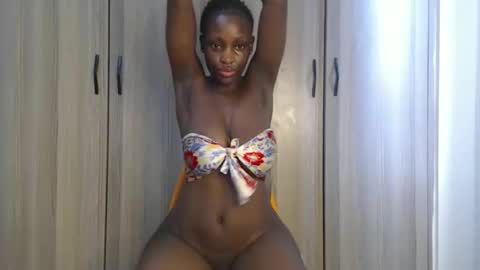 Miss Incredible online show from May 9, 11:15 am