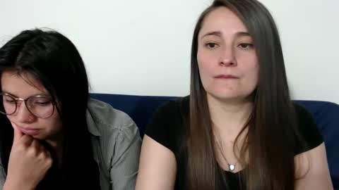 Snapshot of gumball_room chatting on September 11, 11:49 pm Vane blonde and Hazell black hair online show from September 11, 11:49 pm