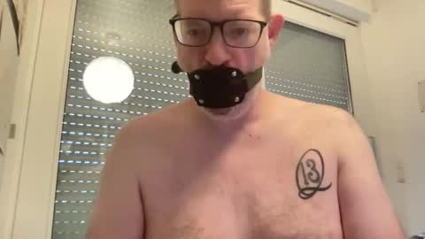 gummicasual online show from January 15, 8:52 am