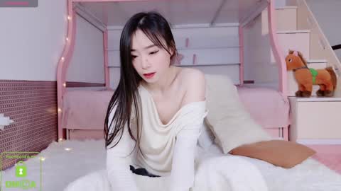 Snapshot of guoguomi chatting on December 4, 11:19 am Hello my name is Guoguo online show from December 4, 11:19 am