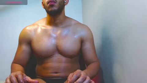 Snapshot of gurushake chatting on June 26, 6:34 pm holl latino online show from June 26, 6:34 pm