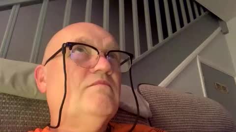 gusher25 online show from October 19, 7:14 pm