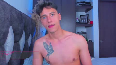 Snapshot of guy_twinks chatting on January 17, 9:17 pm Gabriel online show from January 17, 9:17 pm