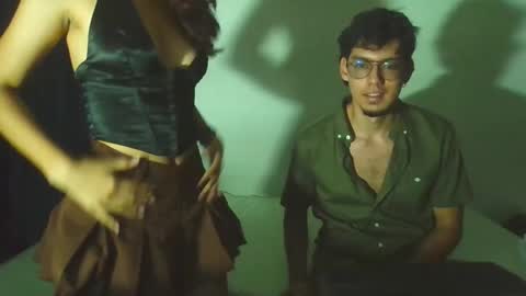 Snapshot of guyandgirl777 chatting on February 19, 4:58 pm guyandgirl777 online show from February 19, 4:58 pm