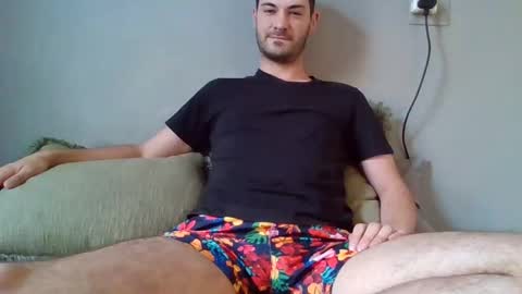 Snapshot of guyhardon chatting on December 30, 11:48 am Guy Hardon online show from December 30, 11:48 am