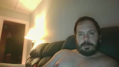 guynaked105 online show from April 4, 4:33 am