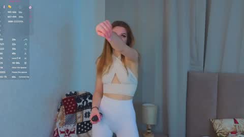 Lisa online show from April 3, 1:14 am