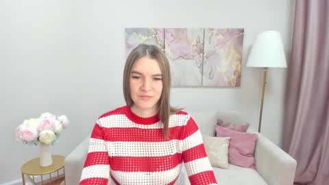 gwensmitt online show from November 6, 12:11 am
