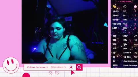 Snapshot of gxddess_fe chatting on December 27, 5:48 pm Goddess Fe online show from December 27, 5:48 pm