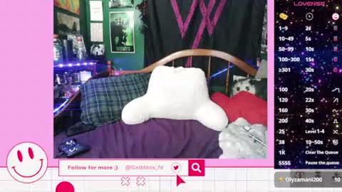 Snapshot of gxddess_fe chatting on December 28, 11:48 pm Goddess Fe online show from December 28, 11:48 pm