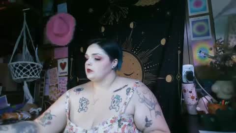 Snapshot of gxddess_fe chatting on September 10, 12:10 am Goddess Fe online show from September 10, 12:10 am