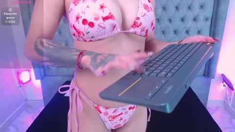 Gyal Smith online show from April 25, 4:26 am