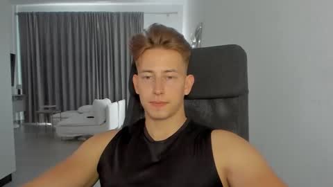 Oliver online show from October 10, 4:17 pm