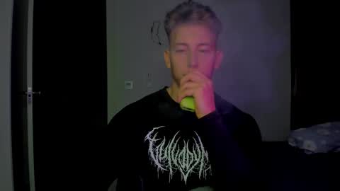 Oliver online show from January 14, 8:47 pm