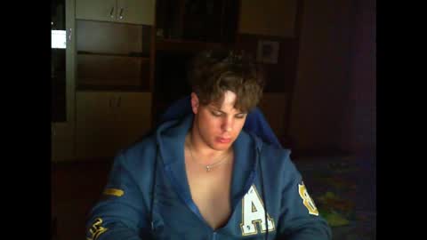 Snapshot of gymguy0505 chatting on March 23, 10:58 pm gymguy0505 online show from March 23, 10:58 pm