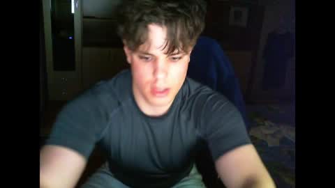 Snapshot of gymguy0505 chatting on April 1, 10:07 pm gymguy0505 online show from April 1, 10:07 pm