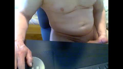 gymratt01 online show from February 11, 4:56 pm