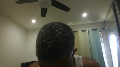 h0nest84 online show from October 25, 5:40 pm