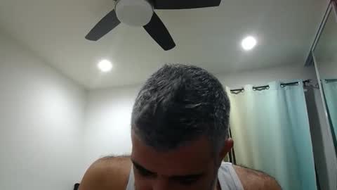 h0nest84 online show from November 27, 7:43 am