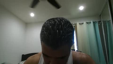 Snapshot of h0nest84 chatting on March 21, 11:08 pm h0nest84 online show from March 21, 11:08 pm