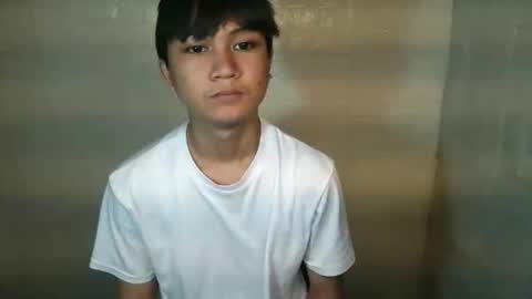 Snapshot of h0t_chan chatting on March 1, 5:48 pm h0t_chan online show from March 1, 5:48 pm