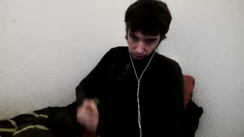 Snapshot of h1dden_reality chatting on February 2, 10:39 pm h1dden_reality online show from February 2, 10:39 pm