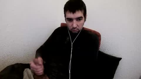 Snapshot of h1dden_reality chatting on February 16, 1:25 am h1dden_reality online show from February 16, 1:25 am