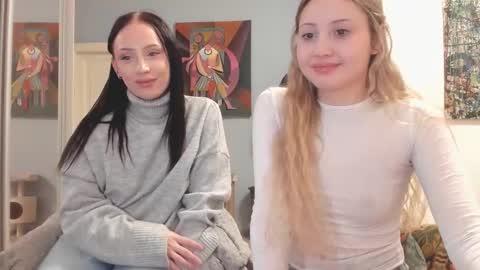 Ashleyblonde Ellies brunnette online show from December 19, 12:39 am