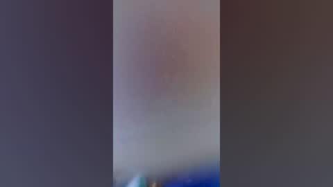 Snapshot of h27297 chatting on June 12, 7:24 pm h27297 online show from June 12, 7:24 pm