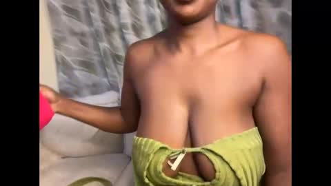 h_o_t_goddess online show from November 4, 3:44 pm