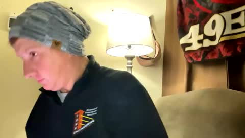 Snapshot of hacket247 chatting on January 1, 8:02 am HacKet247 online show from January 1, 8:02 am