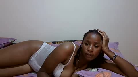 Snapshot of hadassa29 chatting on January 31, 11:24 am Hadassa online show from January 31, 11:24 am