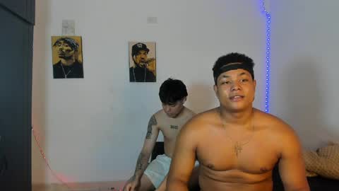Snapshot of hades_and_jordan chatting on May 13, 8:06 pm hades_and_jordan online show from May 13, 8:06 pm