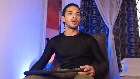 HADEZ online show from May 2, 10:48 pm