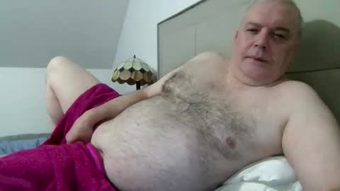 haggisstop online show from November 12, 2:28 pm