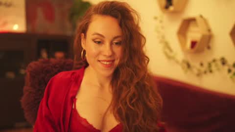 hahayessihaveone online show from December 17, 10:43 pm