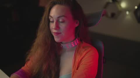 hahayessihaveone online show from September 14, 7:02 pm