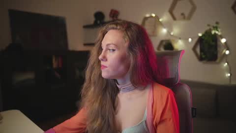 hahayessihaveone online show from October 22, 5:13 pm