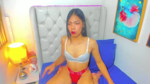 HAILEE HORNY online show from July 2, 11:38 am