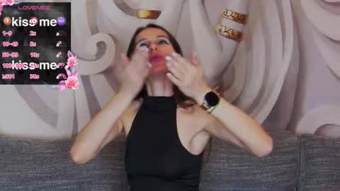 HaileyPeach online show from March 2, 6:04 pm